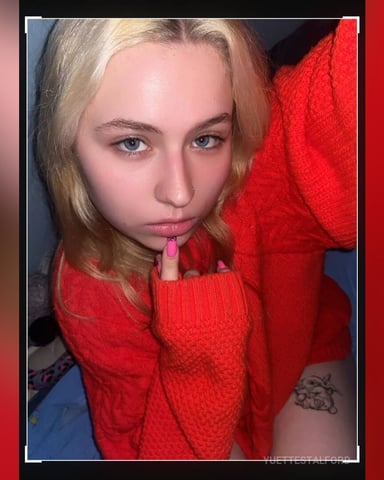 YuetteStalford photo