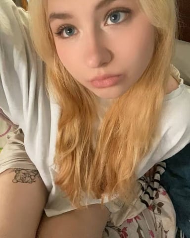 YuetteStalford photo