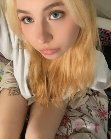 YuetteStalford photo