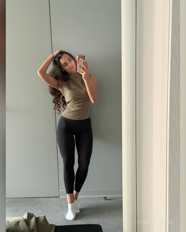 DinaPandora foto