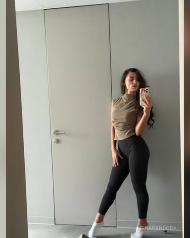 DinaPandora foto