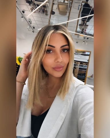 MiaRosey Foto