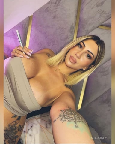 MiaRosey Foto