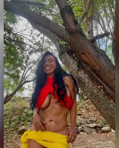 LiindaSanchez photo