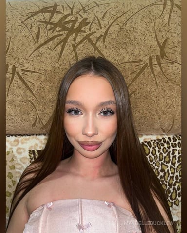 MaybelleBucklew foto