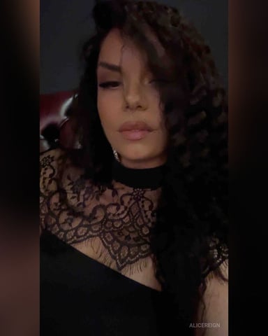AliceReign Foto