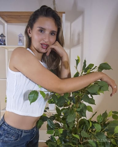 AishaHoltmeier foto