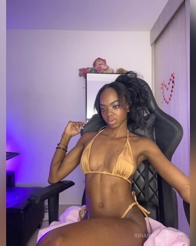 RihanaCampbell photo