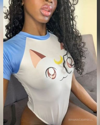 RihanaCampbell photo