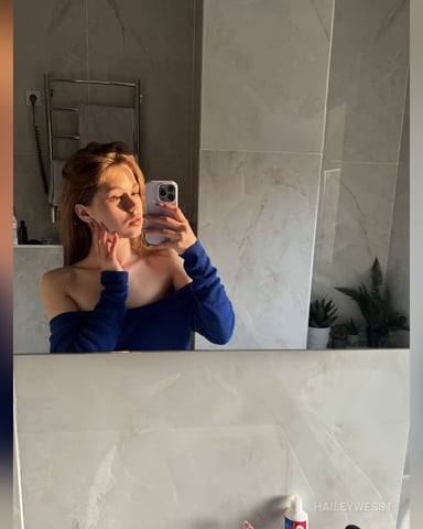 HaileyWesst foto