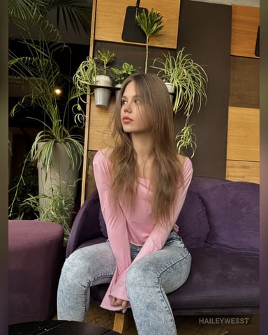 HaileyWesst foto