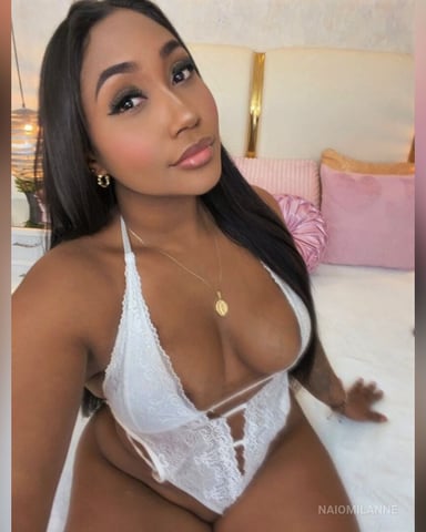 NaiomiLanne foto