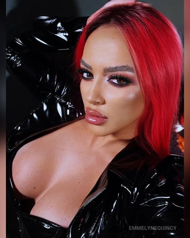 EmmelyneQuincy Foto