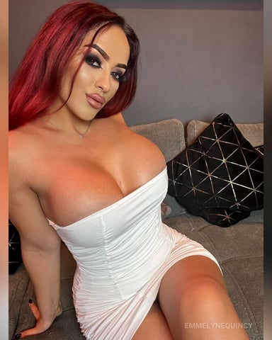 EmmelyneQuincy Foto
