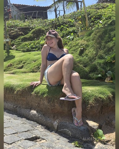 AliceLicious photo