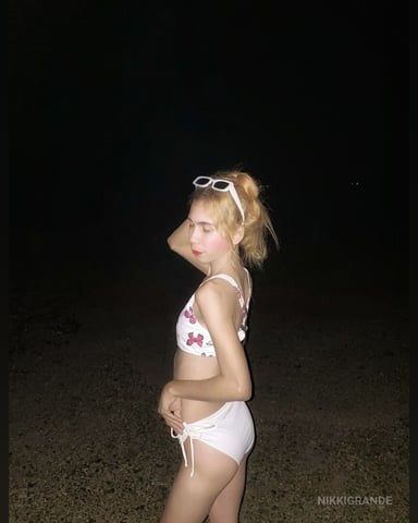NikkiGrande Foto
