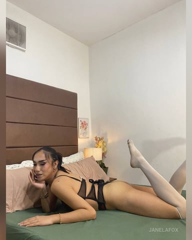 JanelaFox photo