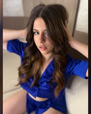 KiraHolls foto