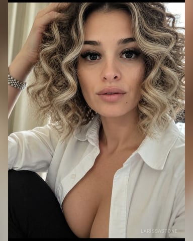 LarissaStone foto