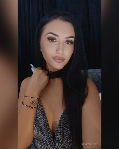 RaveenNoire foto