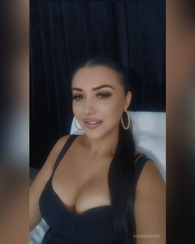RaveenNoire foto