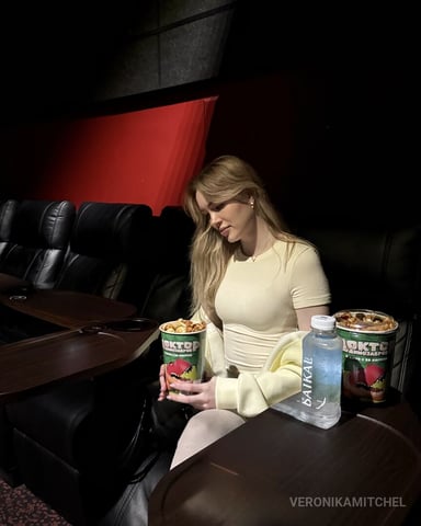 VeronikaMitchel foto