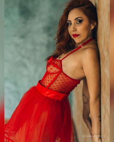 ArianaPiercee, fotografie