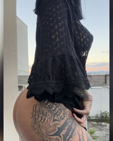 BellaTixy Foto