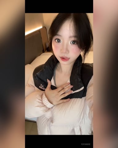 YuyanXie photo