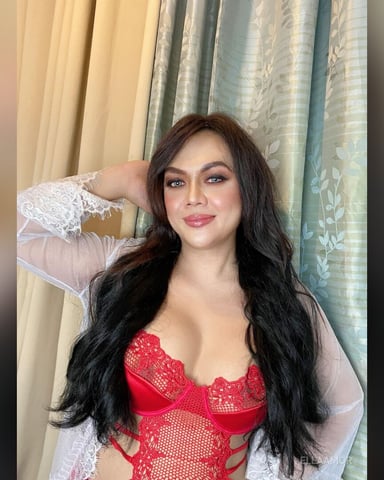 EllaAmor photo