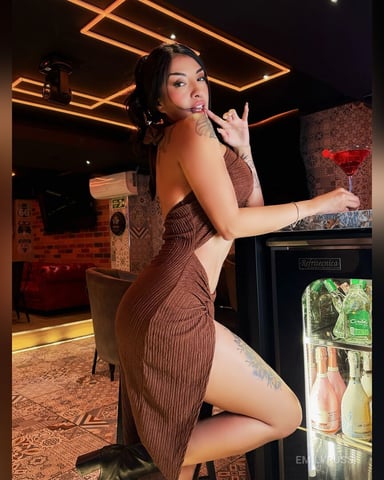 EmilyRussi photo