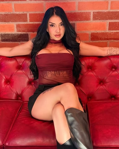 EmilyRussi photo
