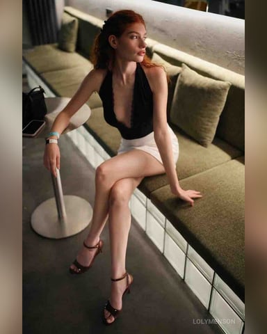 LolyMenson foto