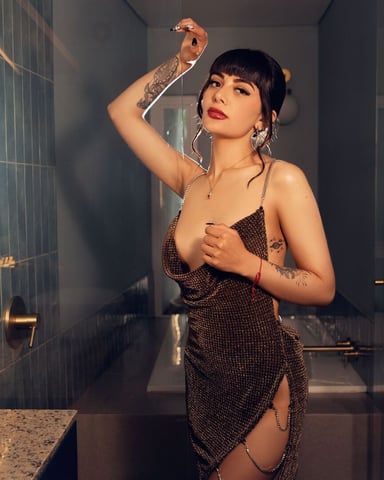 BrianaWell Foto