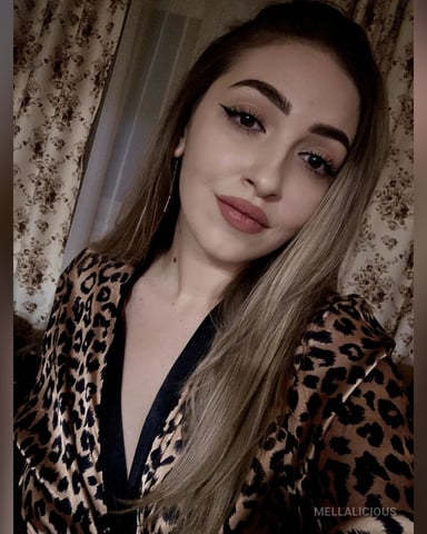 MellaLicious foto