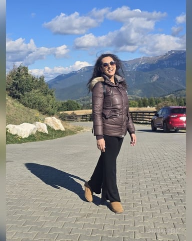 AishaApril foto