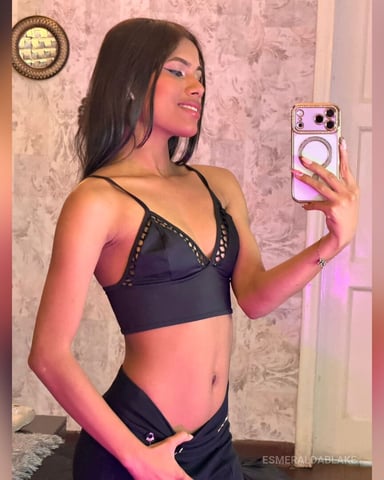 EsmeraldaBlake photo