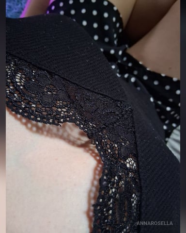 AnnaRosella foto
