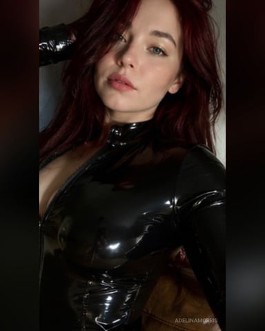 AdelinaMorris foto