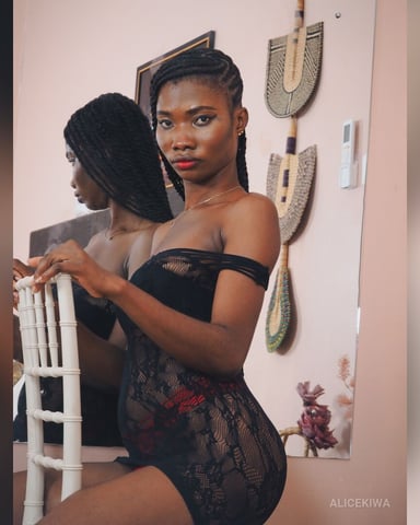 AliceKiwa foto