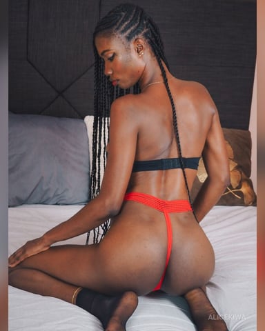AliceKiwa foto