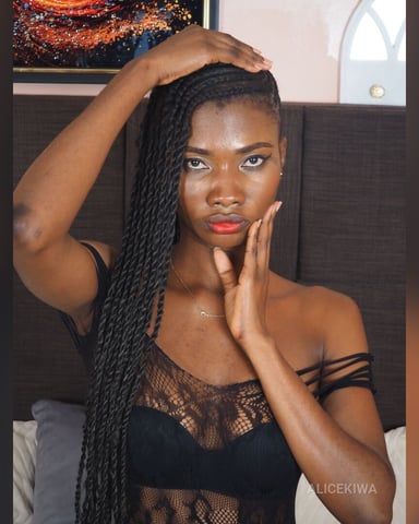 AliceKiwa foto