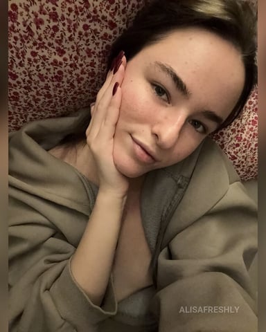 AlisaFreshly photo