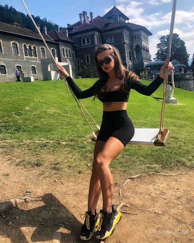 AriannaRuss photo