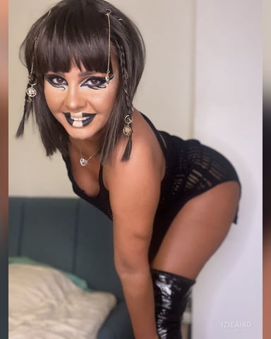 IzieAiko Foto