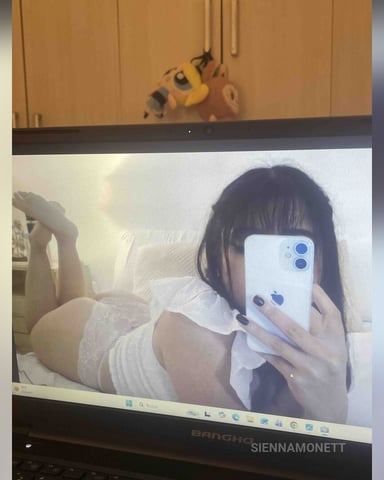 SiennaMonett photo