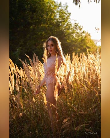 AryaCox foto