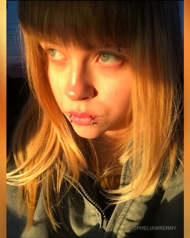 OpheliaWrenny Foto