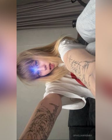 OpheliaWrenny Foto