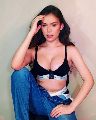 NikkieSison photo